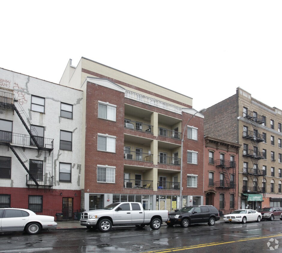 Primary Photo - 244-246 Union Ave