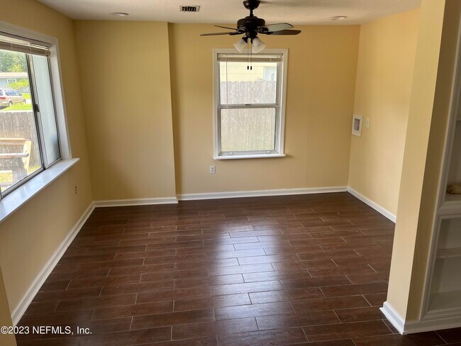 Building Photo - 5418 Juno Dr
