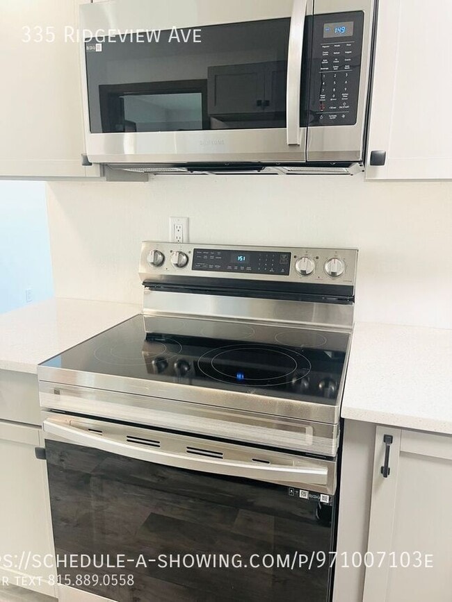 Building Photo - 335 Ridgeview Ave