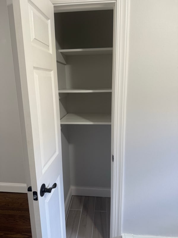 Foto del edificio - 393 Grove St