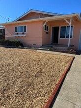 Building Photo - 3019 Eddy St Building Photo - 3019 Eddy St