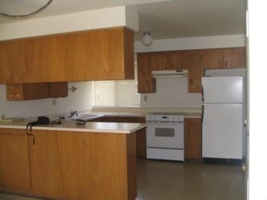 kitchen - 1140 Montalban St
