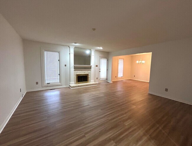 Foto del edificio - Charming 3BD/2BA Ranch home in North Ralei...