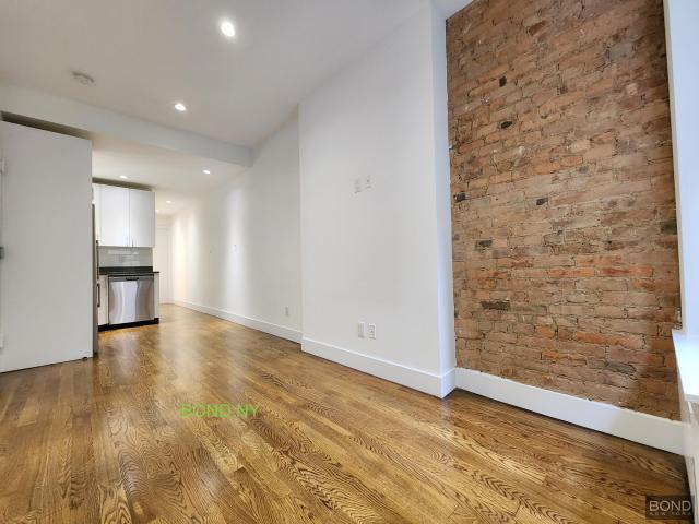 Foto principal - 1 bedroom in NEW YORK NY 10017