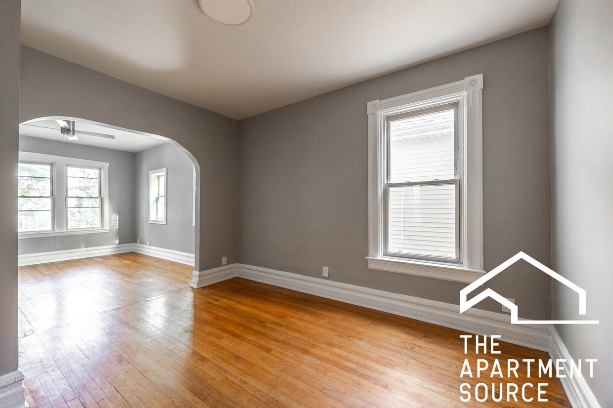 Foto principal - 2655 W Homer St