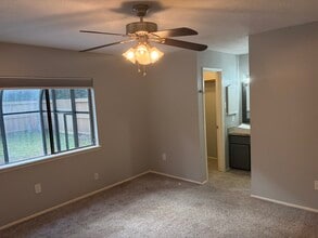 Building Photo - 17 Capewood Ct