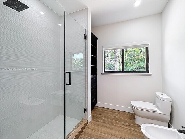 Building Photo - 9700 SW 136th St