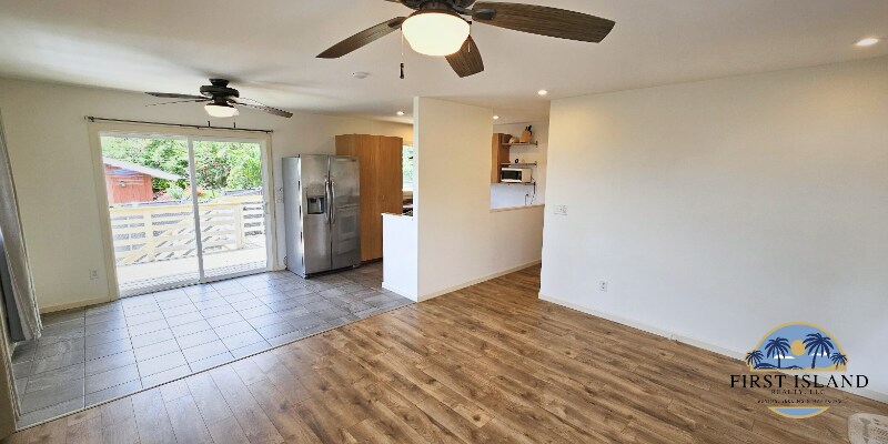 Primary Photo - 76-6168 Plumeria Rd