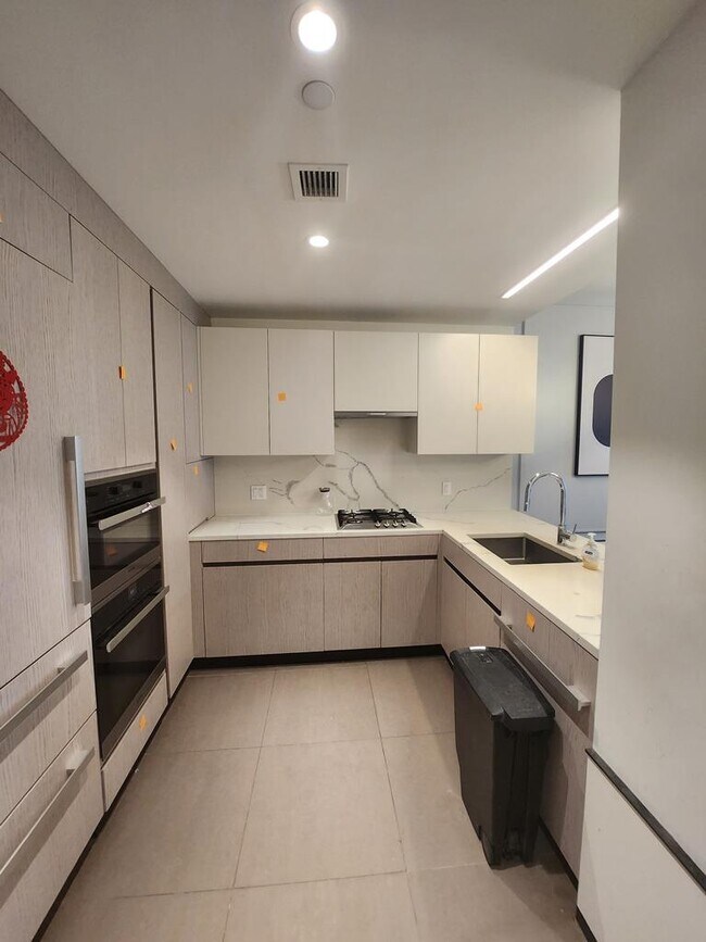 Foto del edificio - 133-36 37th Ave