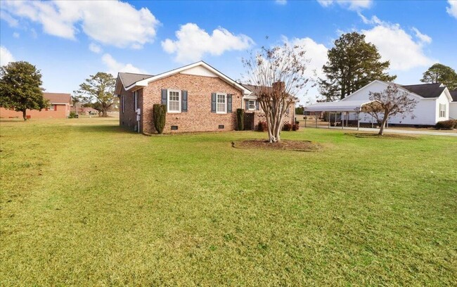 Foto del edificio - Goldsboro Ranch