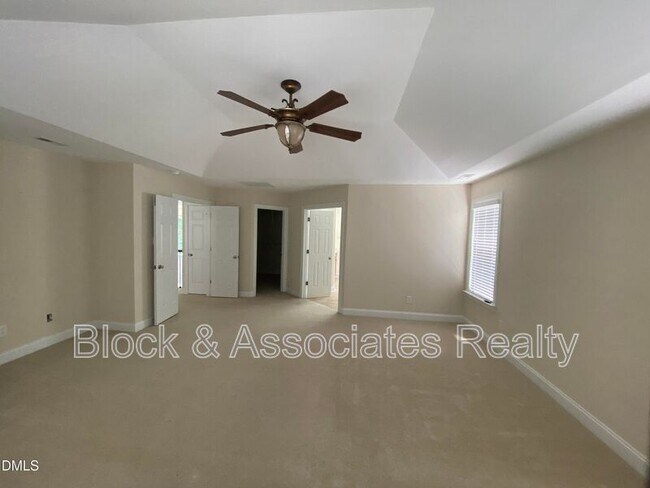 Foto del edificio - 125 Quarryrock Rd