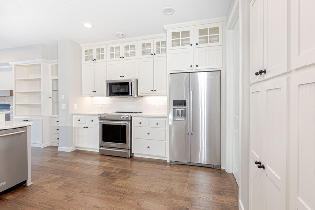 Foto del edificio - 10774 Falling Water Ln