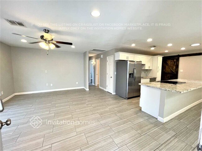 Foto del edificio - 8708 E Palm Ln
