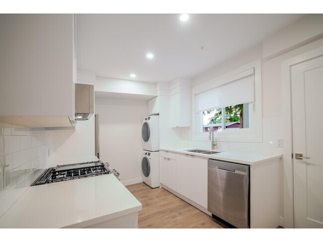 Photo du bâtiment - 12317 Beecher St