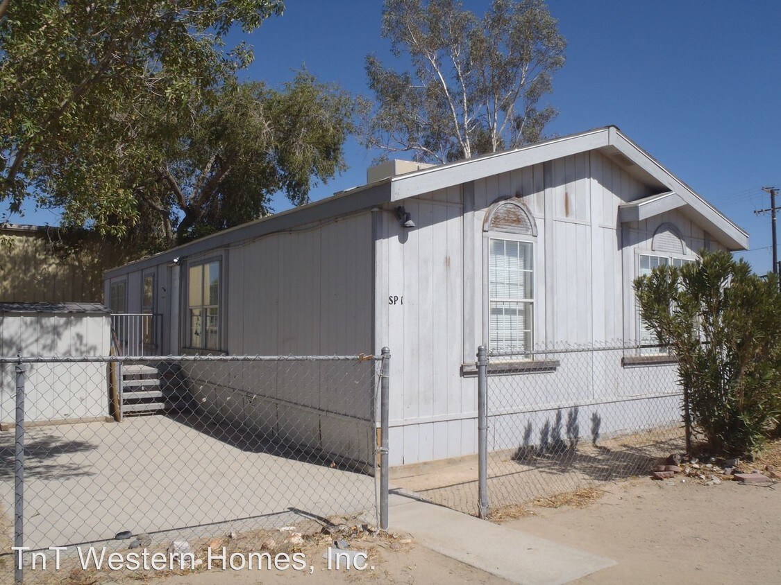 415 W Ridgecrest Blvd, Ridgecrest, CA 93555 Condo for Rent in