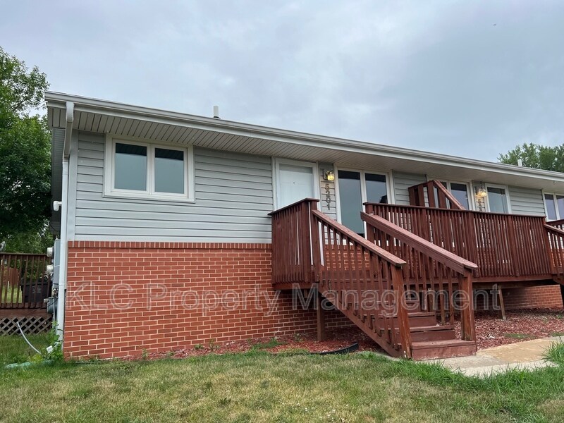 Foto principal - 5201 SE 5th St