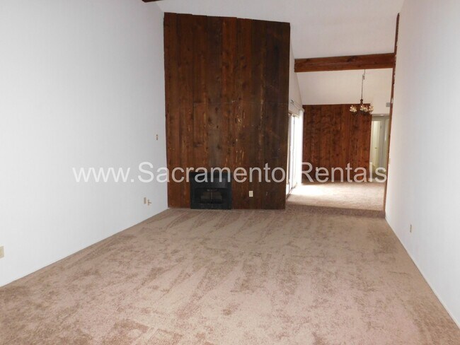 Foto del edificio - Spacious 3bd/2ba Rancho Cordova Duplex wit...