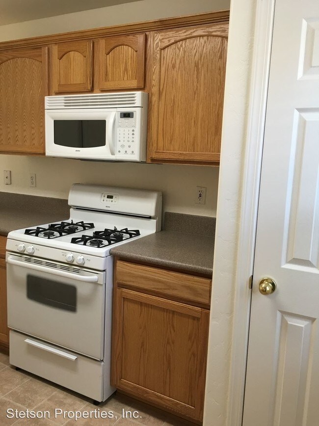 Building Photo - 1275 W Date Ave