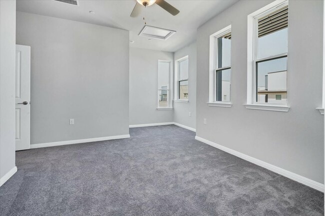 Building Photo - 9015 Cattle Baron Path