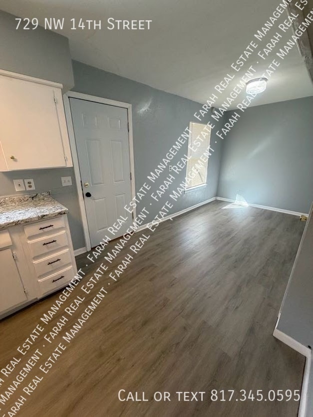 Foto del edificio - 729 NW 14th St