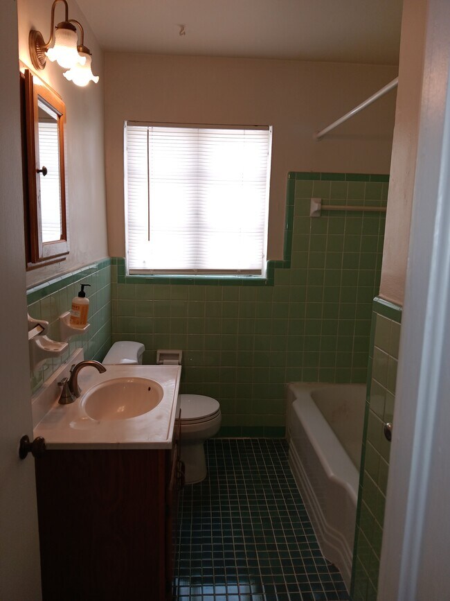 Foto del edificio - 1518 S Habana Ave