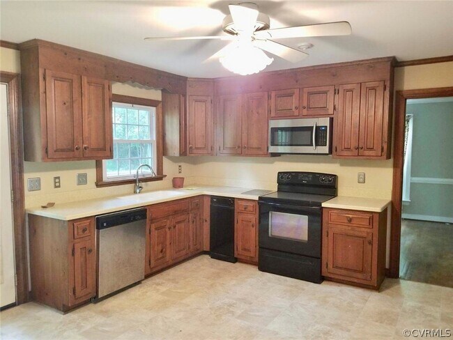 Building Photo - 24 Bridgehampton Pl