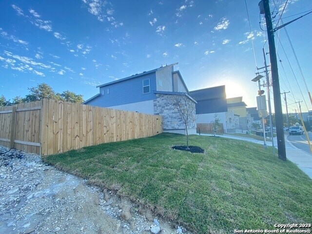 Foto del edificio - 2126 Village Pkwy