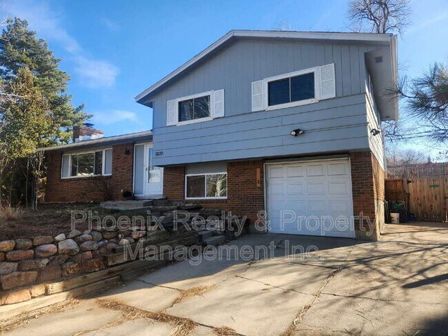 Foto del edificio - 1809 S Pratt Pkwy