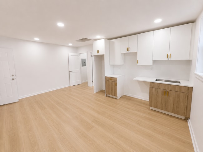 Photo - 856 N 22nd St Apartment