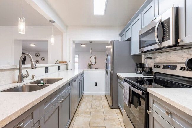 Foto del edificio - 7313 SW 16th Terrace