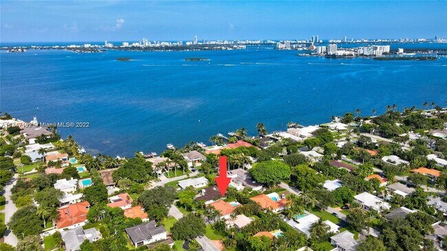 Foto del edificio - 1270 NE 100th St