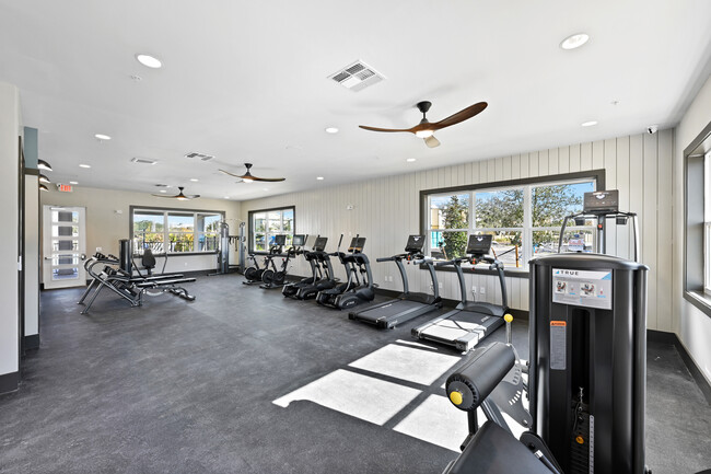 Foto del edificio - Solamar Apartment Homes