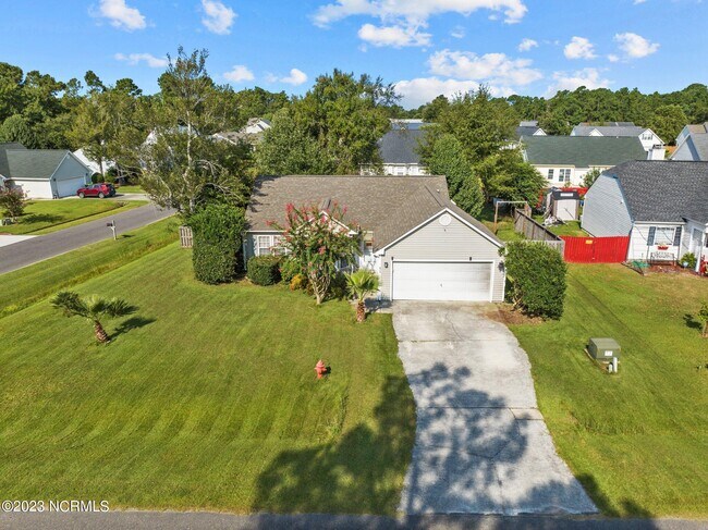 Building Photo - 675 Hickory Branches Dr