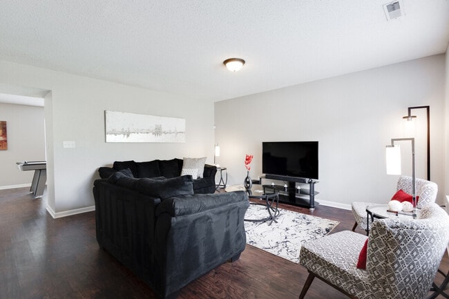 Foto del edificio - 9928 Comb Run Ct