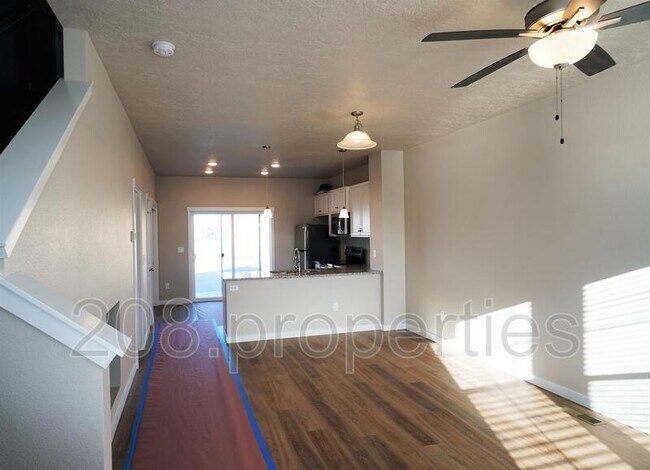 Foto del edificio - 5928 S Jessenia Ln