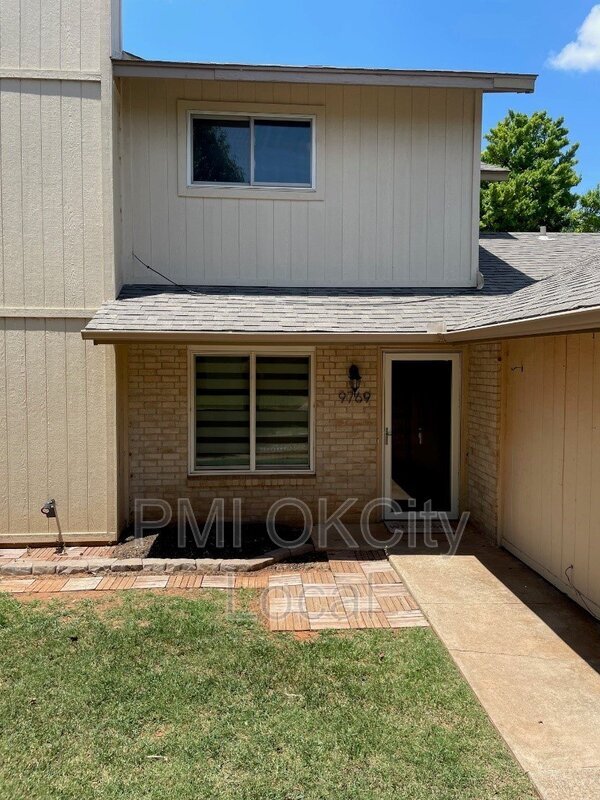 Building Photo - 9769 Hefner Village Boulevard