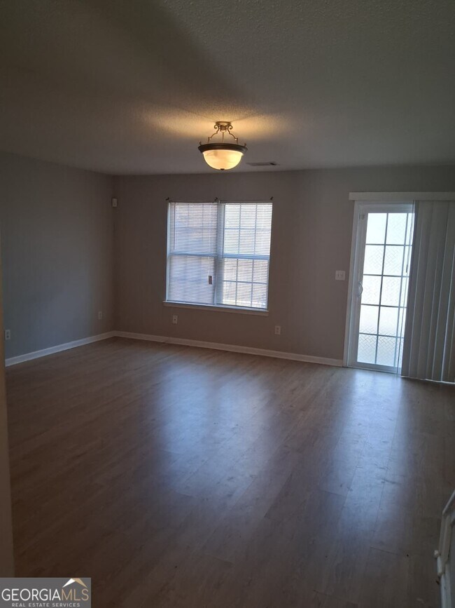 Foto del edificio - 161 Shenandoah Dr