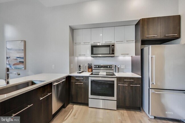 Building Photo - 1767 Lanier Pl NW