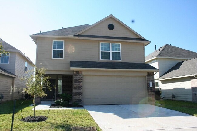 Building Photo - 723 North Ella Creek Drive