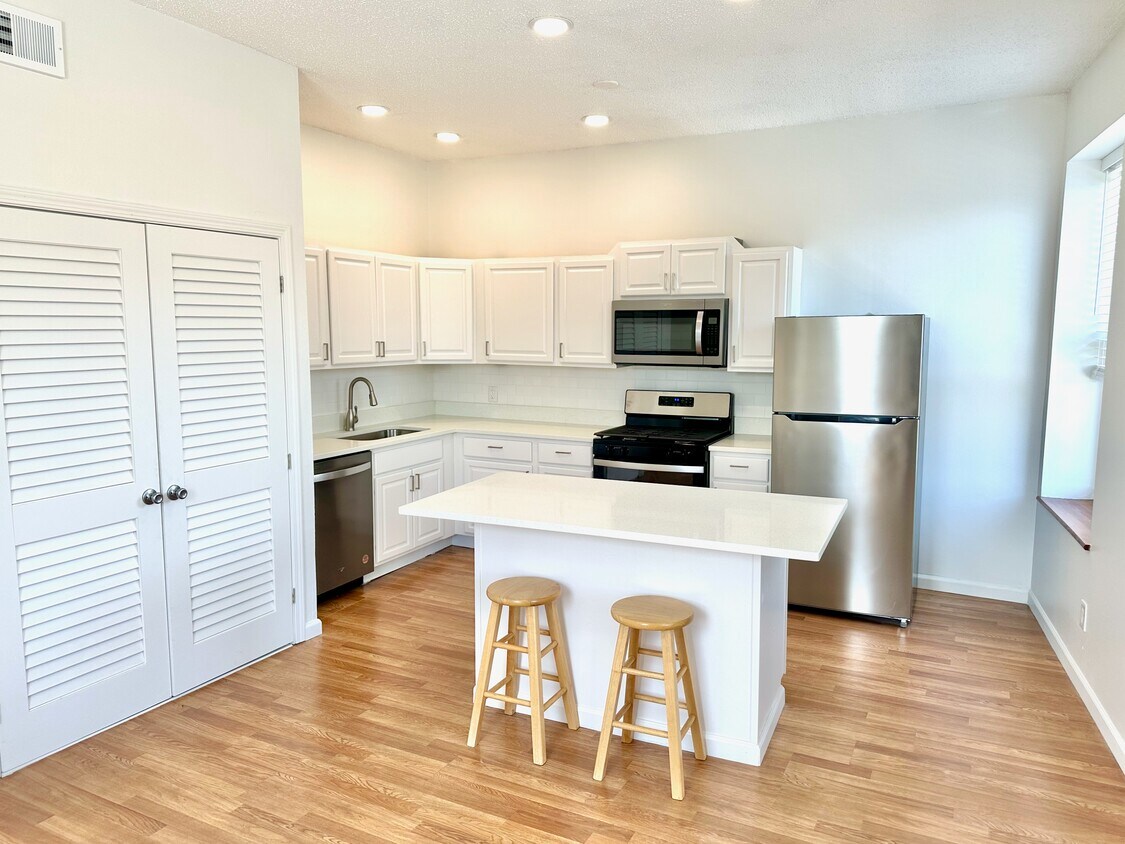 Foto principal - 1009 S Taylor Ave