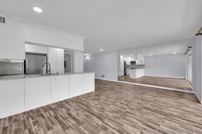 Foto del edificio - 342 Southwind Dr