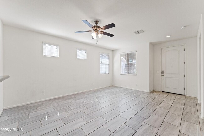 Foto del edificio - 3881 E Narrowleaf Dr