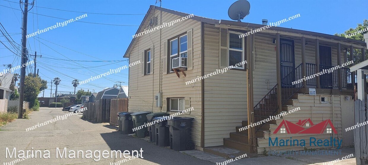 Primary Photo - 2 br, 1 bath House - 324 1/2 Webster Stree...