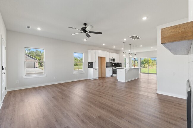 Foto del edificio - 2309 N Presley St