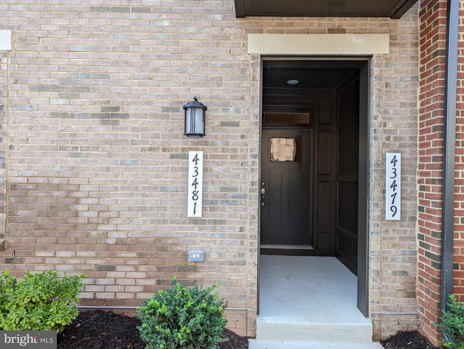 Foto del edificio - 43481 Stonewood Crossing Ter