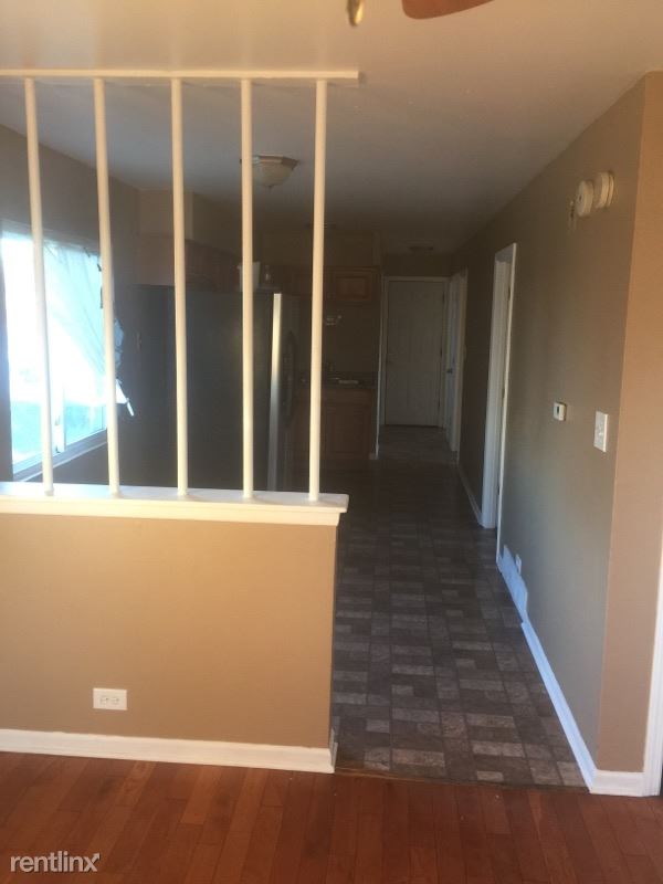 Building Photo - 14805 Seeley Ave