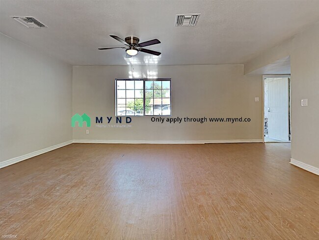 Foto del edificio - 6 br, 2 bath House - 4009 N 48th Ave
