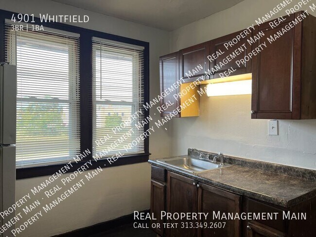 Foto del edificio - 4901 Whitfield St