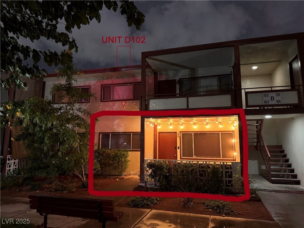 Primary Photo - 350 E Desert Inn Rd