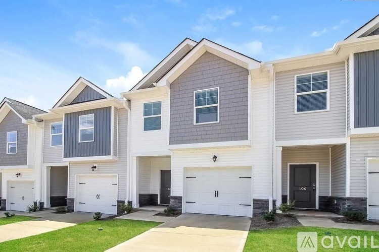 Photo - 105 Cedar Oak Ln (Greenville, SC)